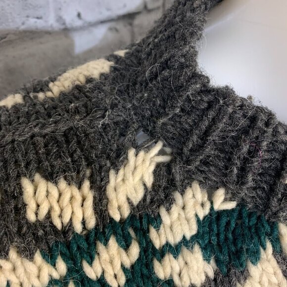 Vintage Handmade Wool Sweater Fair Isle Chunky Knit Crewneck Dad Pullover - Picture 7 of 10